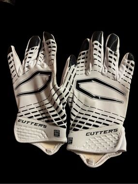Men's White and Black Cutters Performance Team Football Gloves Men’s L
